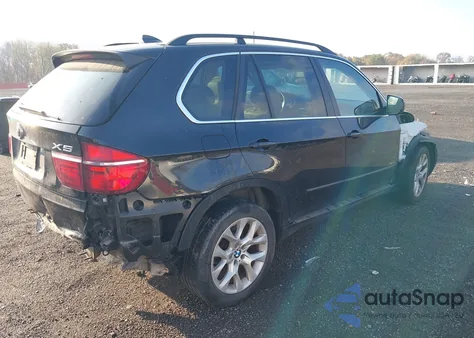 2013 BMW X5 xDrive35I/xDrive35I Premium/xDrive35I Sport Activity из США, поврежденный, VIN 5UXZV4C52D0G53783